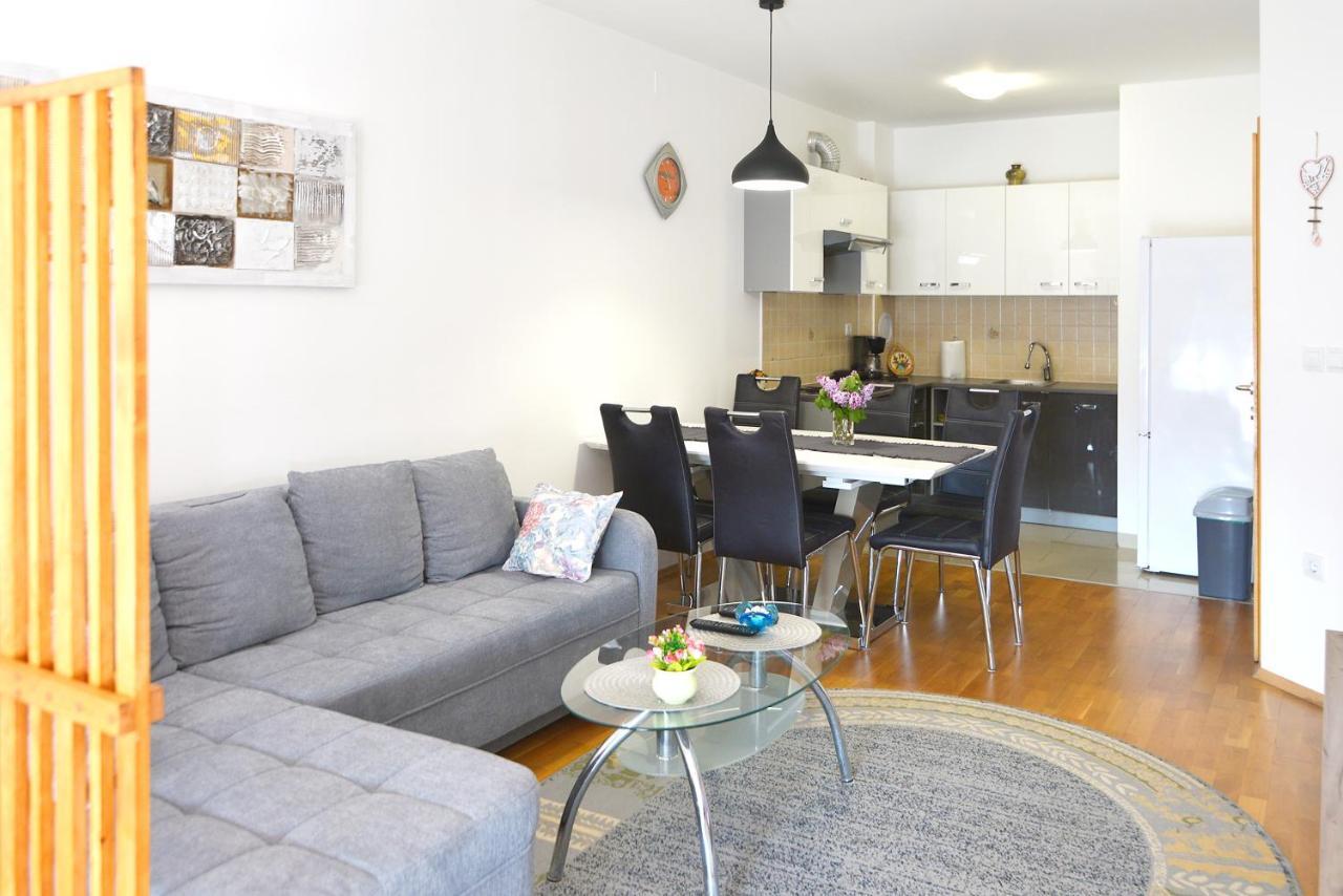 PUY Lungo Mare Apartment With Terrace מראה חיצוני תמונה