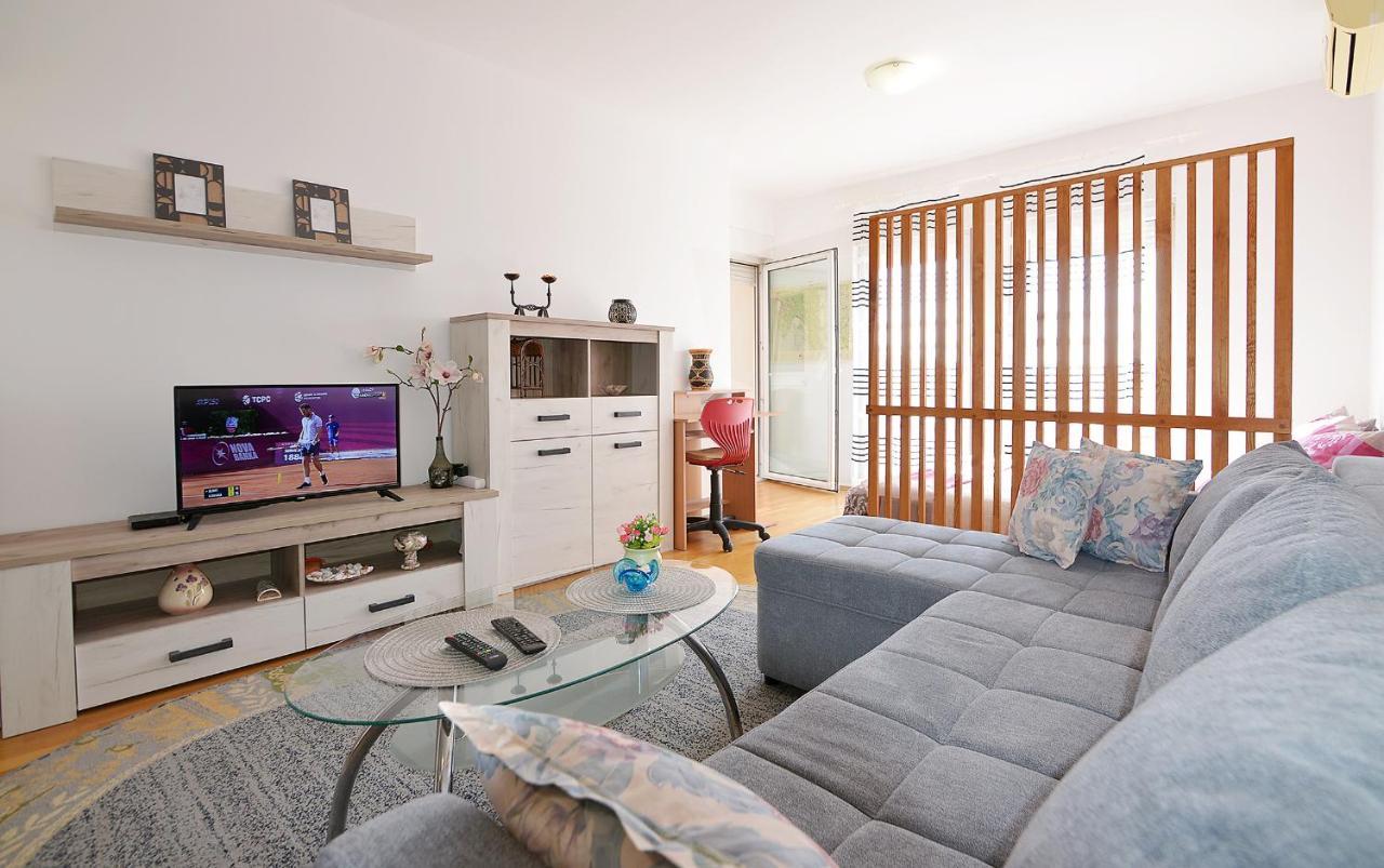 PUY Lungo Mare Apartment With Terrace מראה חיצוני תמונה